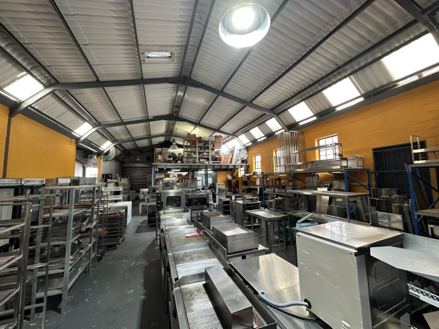 To Let Commercial Property for Rent in Woodstock Western Cape